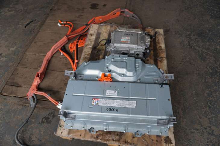 LEXUS IS300H III BATERIA AKUMULATOR BATTERY G9280-53020 G9200-30132 G9270-53010