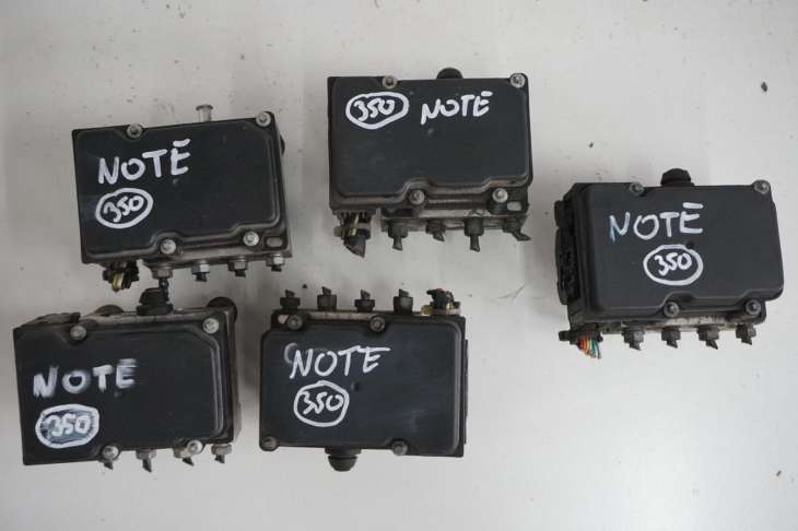 Nissan Note E11 Pompa Abs Sterownik 47660-9u100 - Image 2