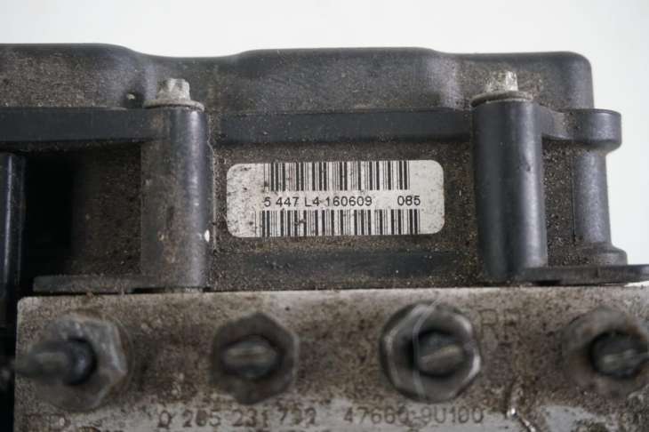 Nissan Note E11 Pompa Abs Sterownik 47660-9u100 - Image 4