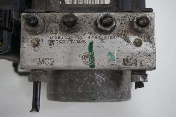 Nissan Note E11 Pompa Abs Sterownik 47660-9u100 - Image 5