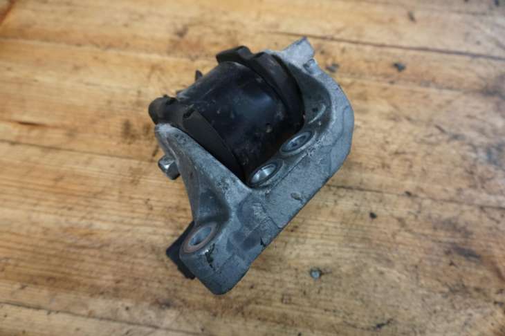 Mitsubishi Asx III 1.8 D 2015r Poduszka Silnika Prawa Engine Cushion Right 4ni3 - Image 4