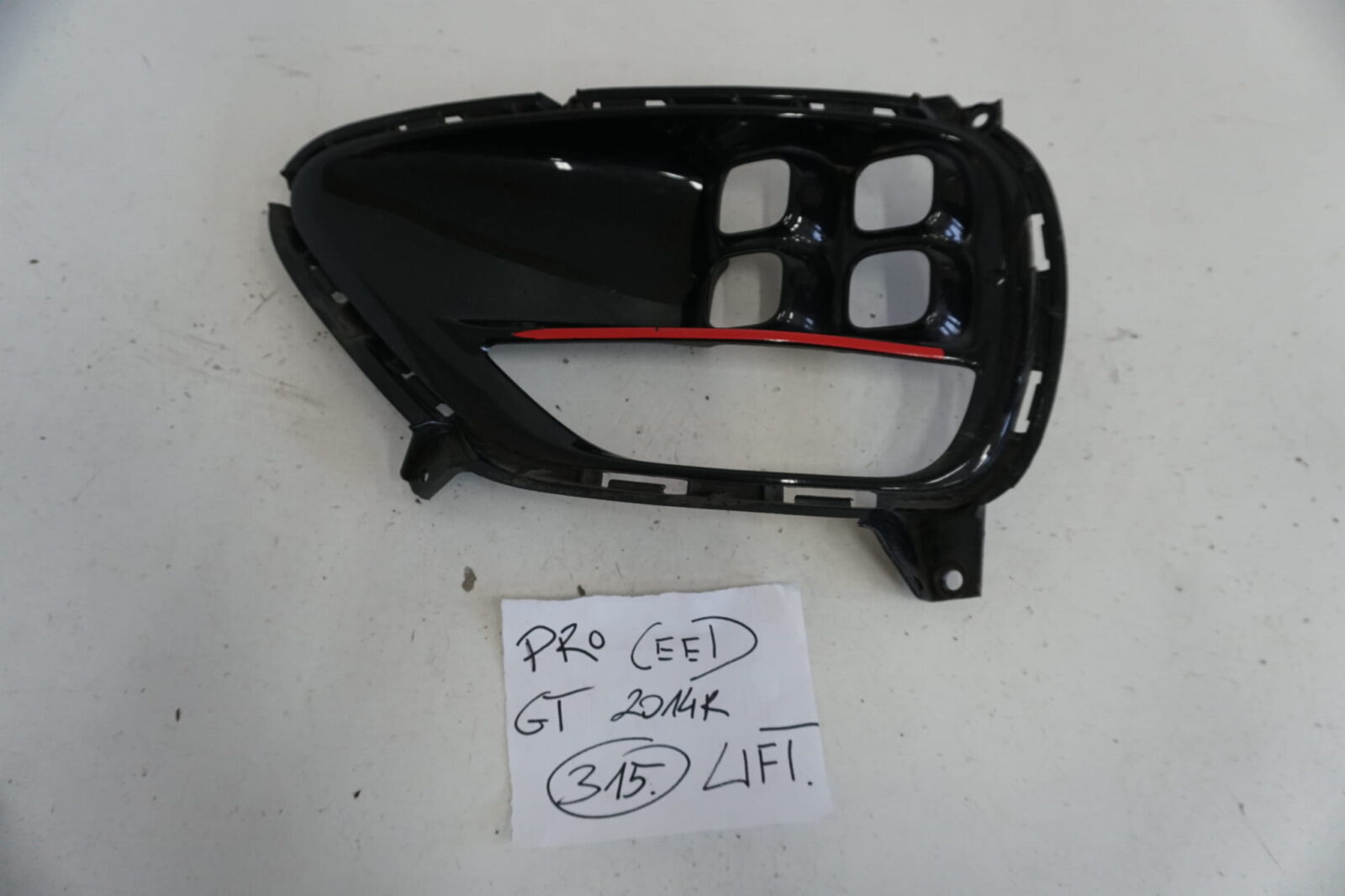 Kia Pro Ceed 2014r Gt Lift 3 drzwi Zaslepka Zderzaka Halogenu Lewa 86563A2500