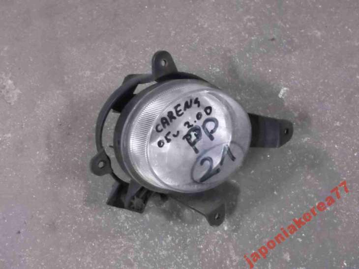 Kia Carens 2005r Halogen Prawy