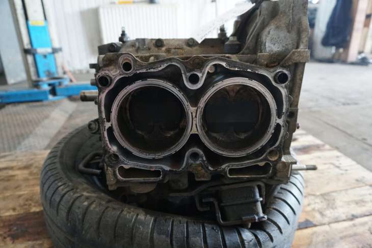 Subaru Forester Sg 2006r 2.0b Ej204 Wal Tłoki Blok - Image 3