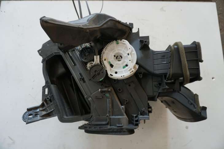 Toyota Auris I Nagrzewnica 87050-02870 - Image 2