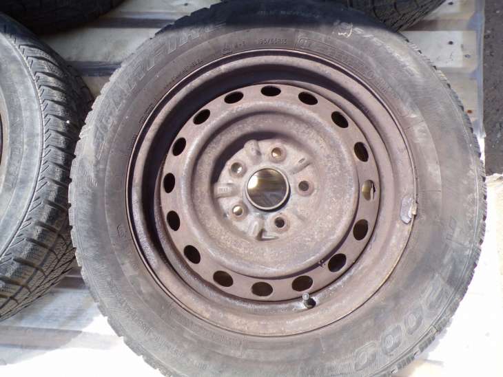 Toyota Auris 2008r Felgi Stalowe 15x6j Et39 5x114,3 60,1mm - obrazek 3