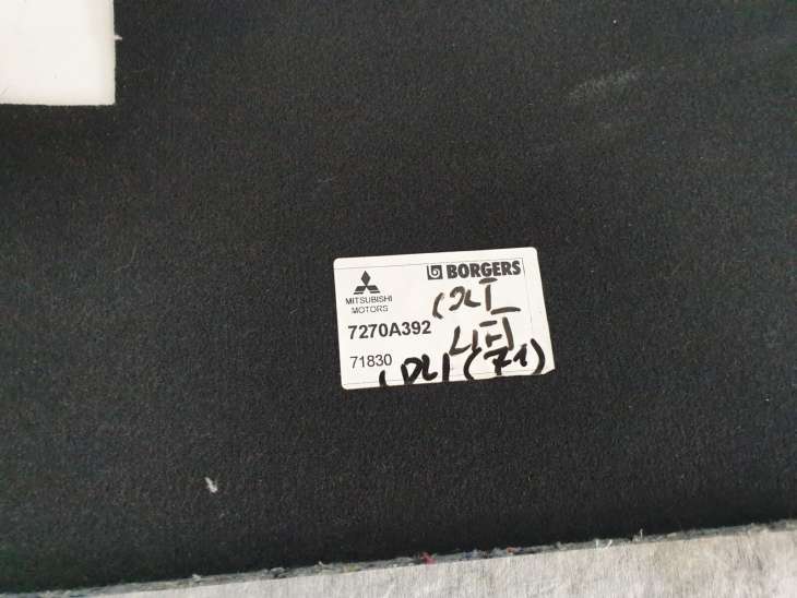 Mitsubishi Colt VI Lift Wykładzina Podłoga Mata Bagażnika 7270a392 (NR 71) - Image 4