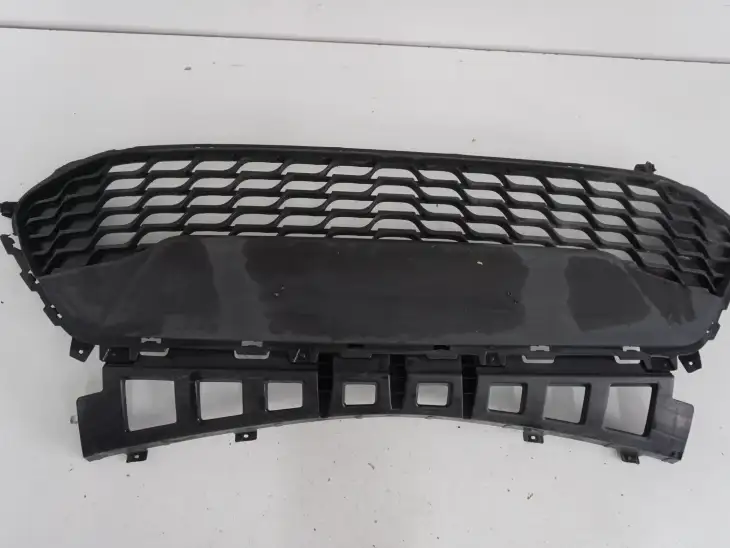 Hyundai I30 I Lift 2011r Fd Kombi Kratka Zderzaka Atrapa Grill 86561-2r500