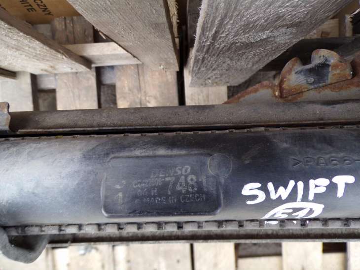Suzuki Swift Mk6 Chłodnica Wentylator 222000-2110 95310-62j10 Nr.51 - Image 3