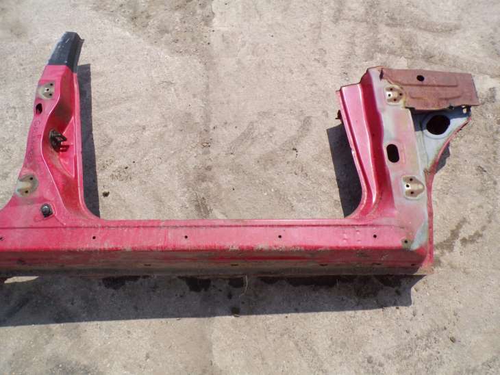 Mitsubishi Galant Próg Słupek Prawy - Image 2