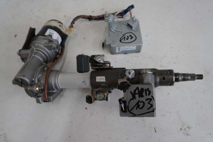 Toyota Yaris II Kolumna Kierownicza 45200-0d080 89650-0d100 Nr.103