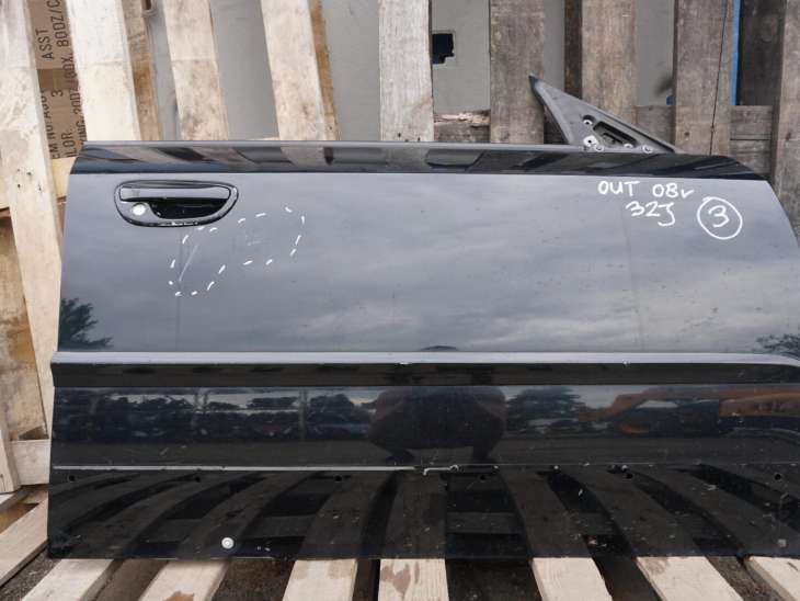 Subaru Outback IV Drzwi Prawe Przednie Kołor 32j