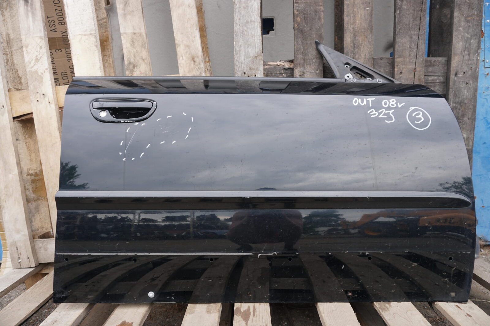 Subaru Outback IV Drzwi Prawe Przednie Kołor 32j