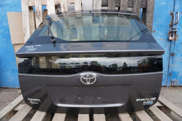 Toyota Prius II Klapa Bagażnika 1g3 Szyba Mechanizm 6482147021 ; 6810547051 ; 6700547150