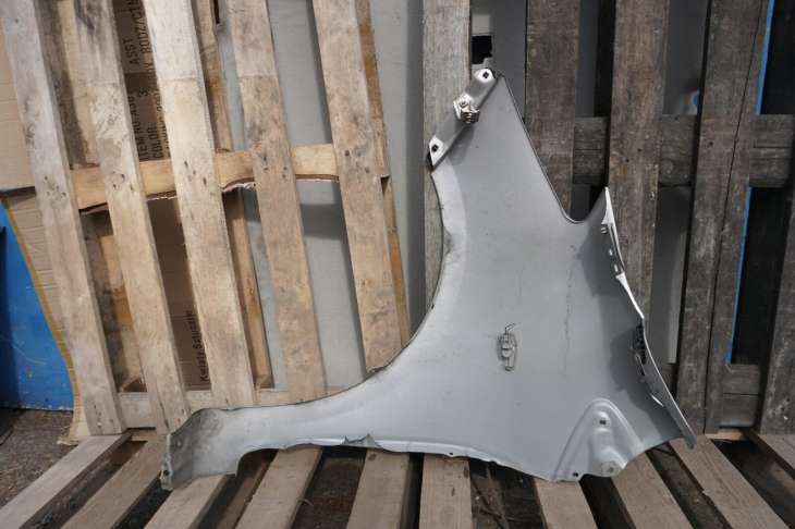 Toyota Yaris II Błotnik Prawy Przedni 1e7 Nr.103 - Image 6