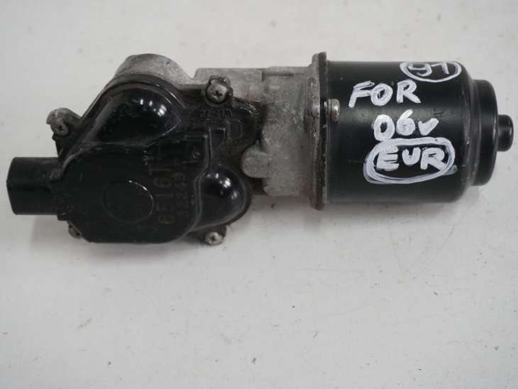Subaru Forester Sg Silnik Mechanizm Wycieraczek 6516t
