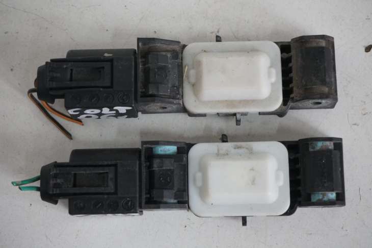 Mitsubishi Colt 2006r Czujnik Uderzeniowy Airbag Pmr587418 A4545400017 - Image 2