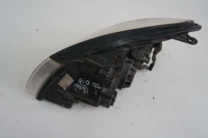 Kia Rio 2006r Lampa Prawy Przód Uk 92102-1g0r Numer 109 - Image 6