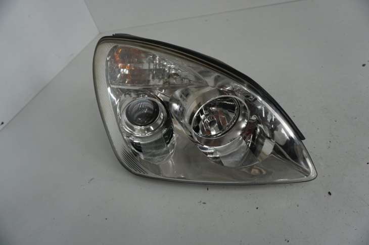 Kia Carens Lampa Prawy Przód Uk 92102-1d0 Numer 99