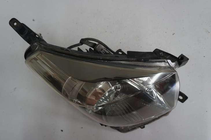 Toyota Iq Lampa Prawy Przód Uk Numer 39 - Image 4