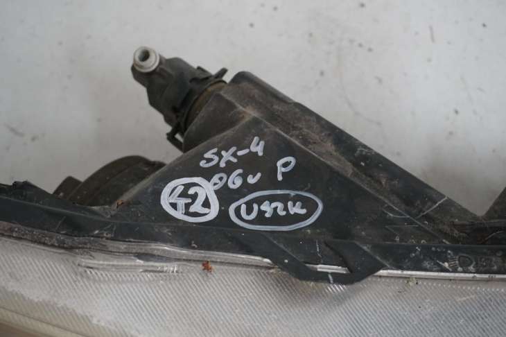 Suzuki Sx4 2006r Lampa Prawa Przednia Uk Numer 42 - Image 5