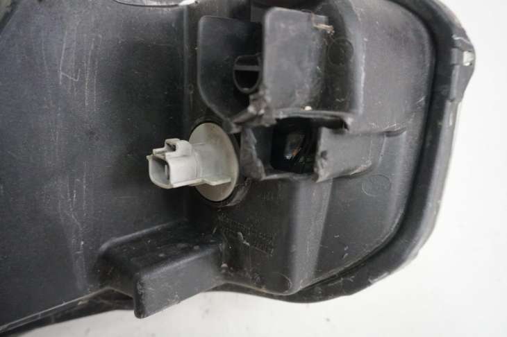 Suzuki Sx4 2006r Lampa Prawa Przednia Uk Numer 42 - Image 7