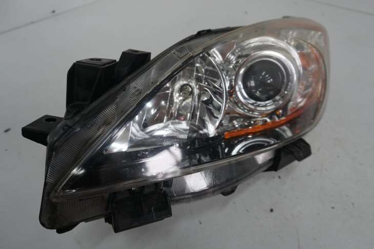 Mazda 3 2010r Lampa Lewa Przednia Uk Numer 39 - Image 2