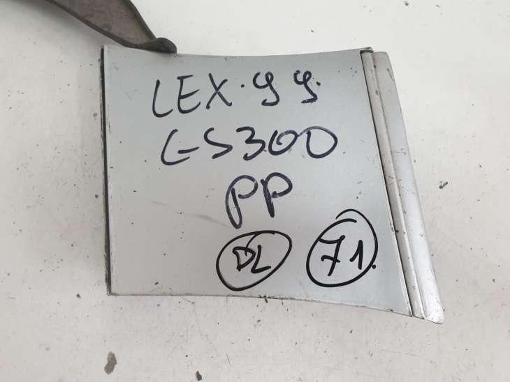 Lexus Gs Gs300 II 1999r Listwa Błotnika Nakładka Prawa Przednia Chlapacz 75611-30250 - Image 2