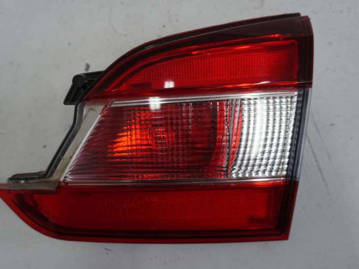 Subaru Levorg Lampa Tylna Prawa 84251va001 Uk