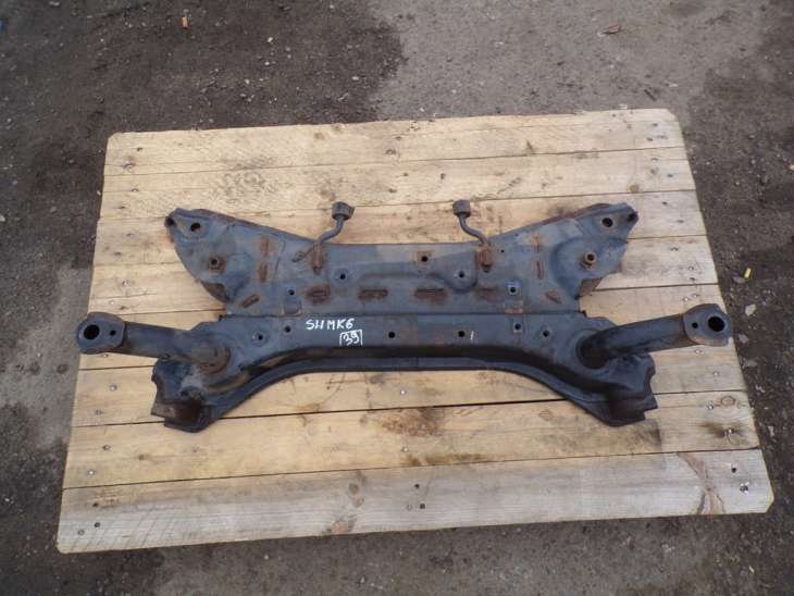 Suzuki Swift Mk6 Belka Zawieszenia Wózek Sanki 39 ; 45810-62J10 ; 45810-63J10
