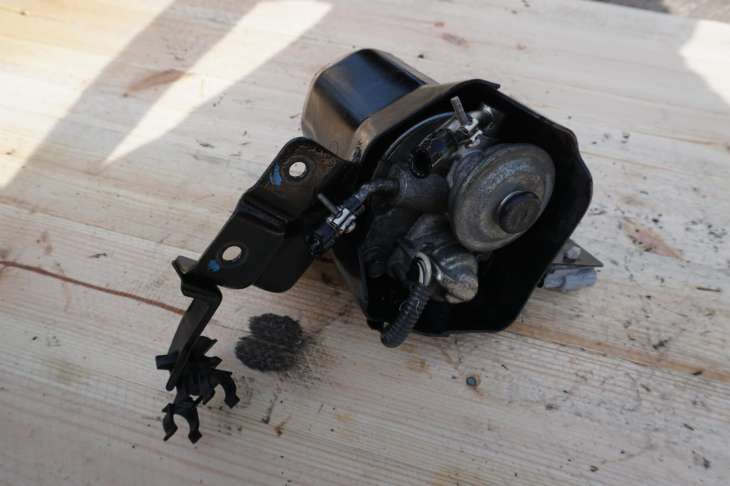 Subaru XV Filtr Paliwa 42072ag012 - Image 3