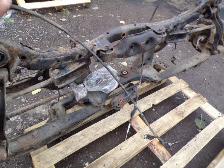 Subaru XV Gp Belka Zawieszenia Tylnego Zwrotnica - Image 11