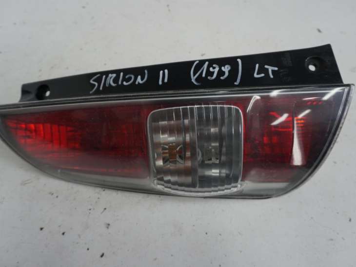 Daihatsu Sirion II Lampa Tylna Lewa Koito 220-51762