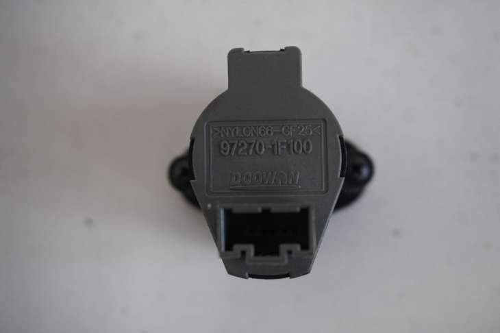 Kia Sportage 2009r 2.0d Czujnik Temperatury - Image 4
