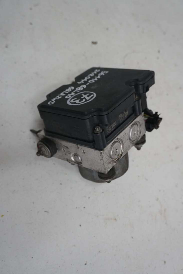 Suzuki Swift Mk7 IV Pompa Sterownik Abs 56110-68la0 ; 0265956013 ; 0265242044