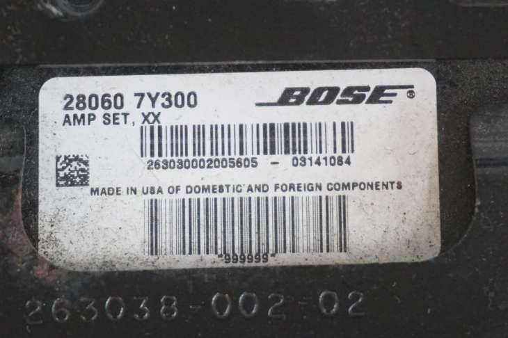 Nissan MaXIma 2007r Wzmacniacz Bose 28060-7y300 - obrazek 4