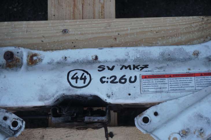 Suzuki Swift Mk7 IV Pas Przedni okular 26u ; 72350-68L00 ; 72340-68L00 ; 58230-68L00 - Image 2