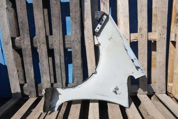 Mitsubishi Colt VI 5d Błotnik Prawy Przedni Nr.33 - Image 7