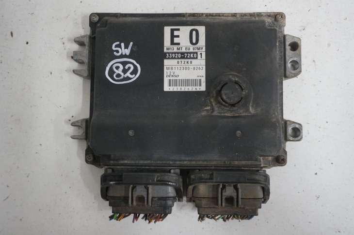 Suzuki Swift Komputer Sterownik 33920-72k0