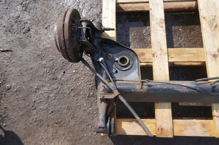 Suzuki Swift III Mk6 Belka Zawieszenia Tylnego N23 - Image 6