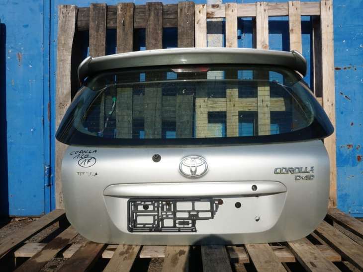 Toyota Corolla E12 Hb D4d Klapa Bagażnika 1c0