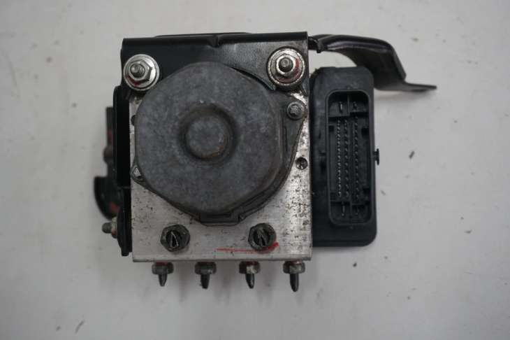 Suzuki Swift Mk7 Pompa Abs 56110-68la2 68la2wd - Image 4