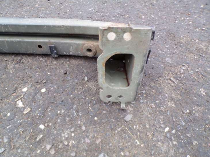 Toyota Auris I Belka Zderzak Przednia - Image 3