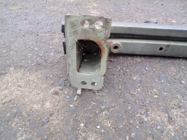 Toyota Auris I Belka Zderzak Przednia - Image 4