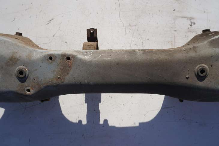 Toyota Mr2 III 2001r Belka Zawieszenia Sanki Tył - Image 3