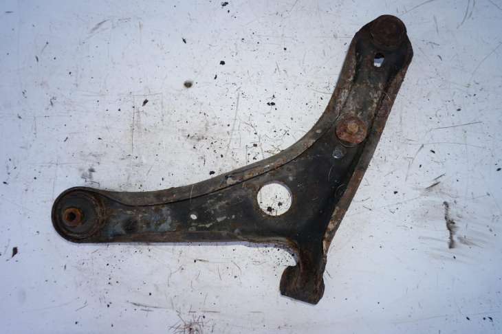 Toyota Mr2 III 2001r Wahacz Dolny Prawy Przód - Image 2