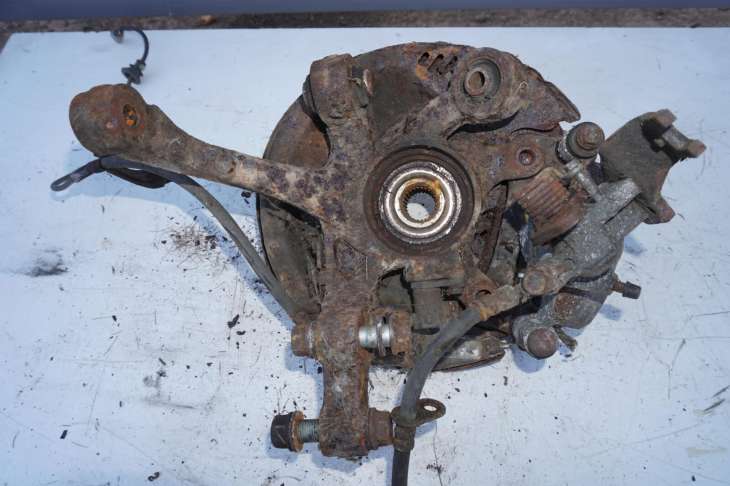 Toyota Mr2 III 2001r Zwrotnica Tarcza Zacisk Prawy Tył - Image 3