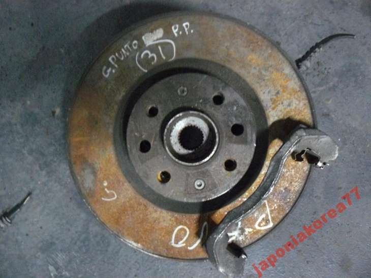 Fiat Punto Evo Zwrotnica Piasta Prawy Przód