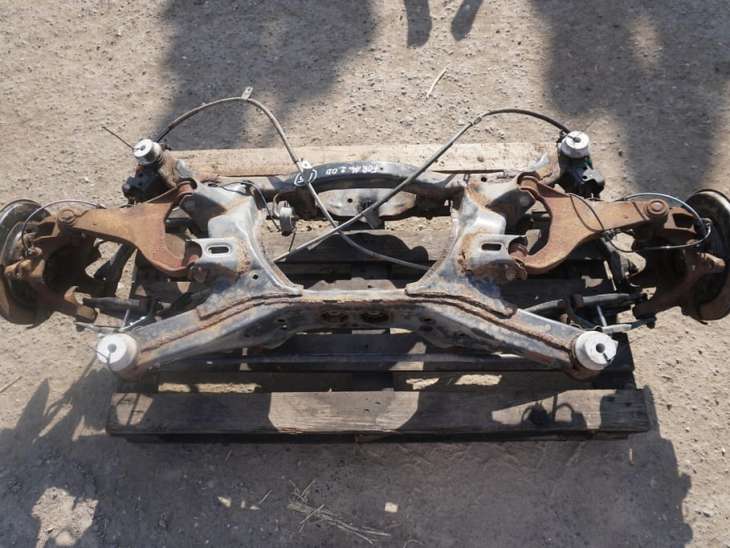 Subaru Forester Sj IV Belka Zawieszenia Tylne Sanki Zwrotnica Wahacz Abs
