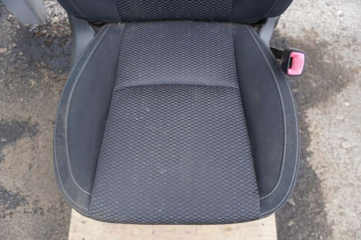 Subaru Forester Sj IV Fotel Prawy Kanapa Uk - Image 3